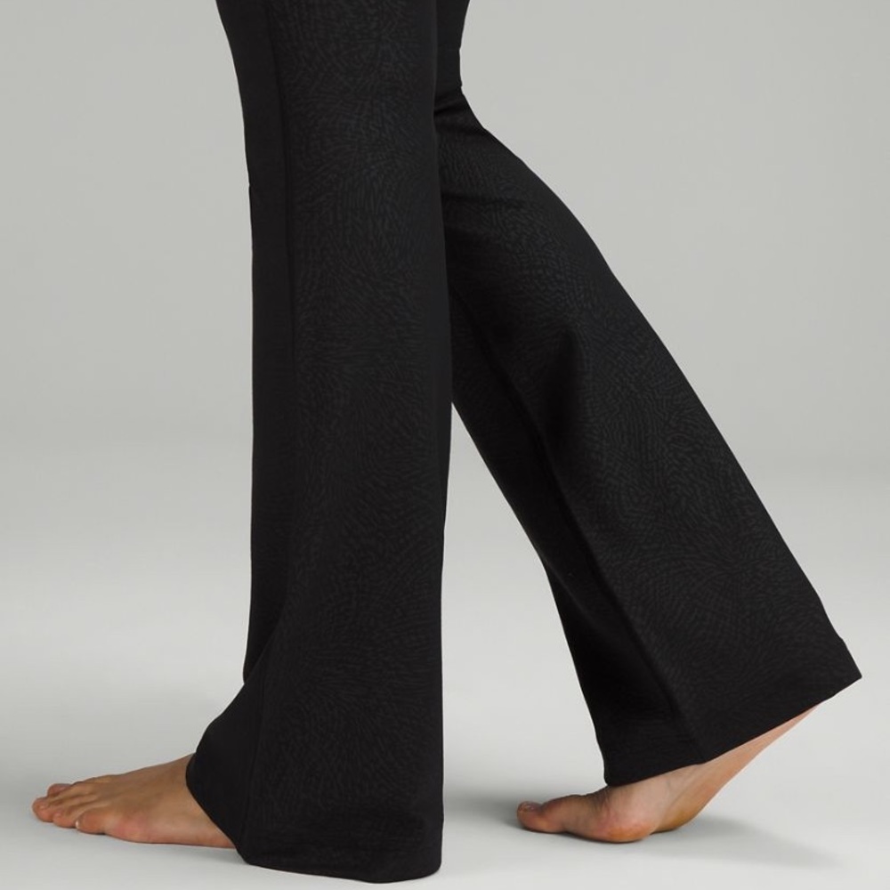 Lululemon 14 Groove Super-High-Rise Flare Pants - Picture 13 of 13